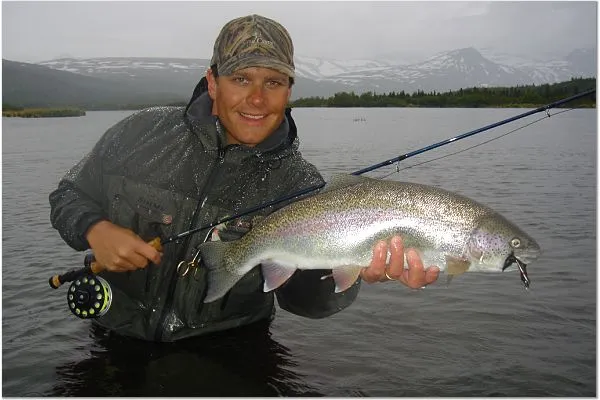 User submitted picture: A big Rainbow from Katmai...